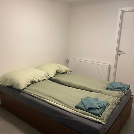 Gemuetliche Ferienwohnung Evieline In トートナウ エクステリア 写真